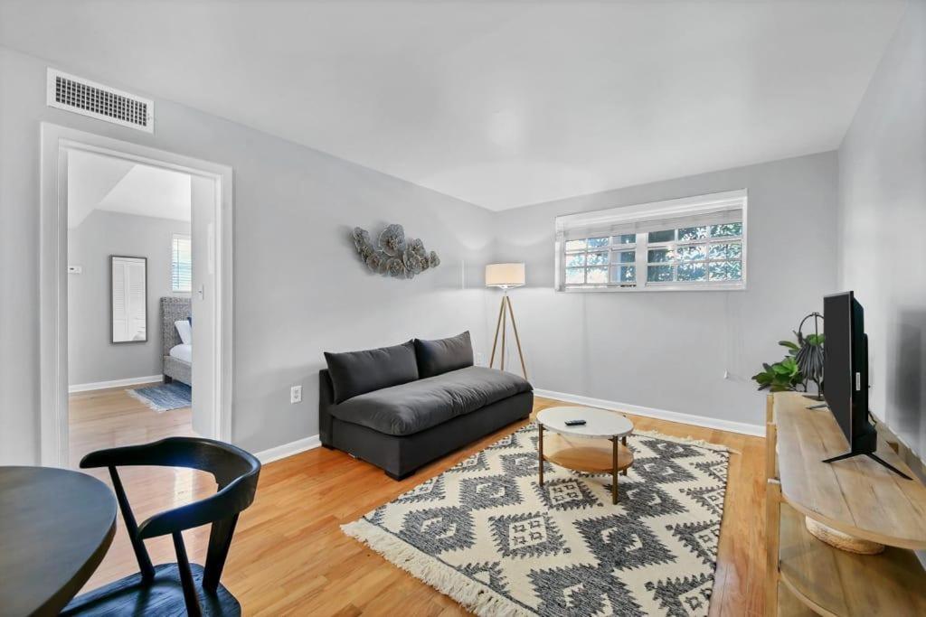 Decorative 1Br With Parking Close To Stores Tampa Exterior foto