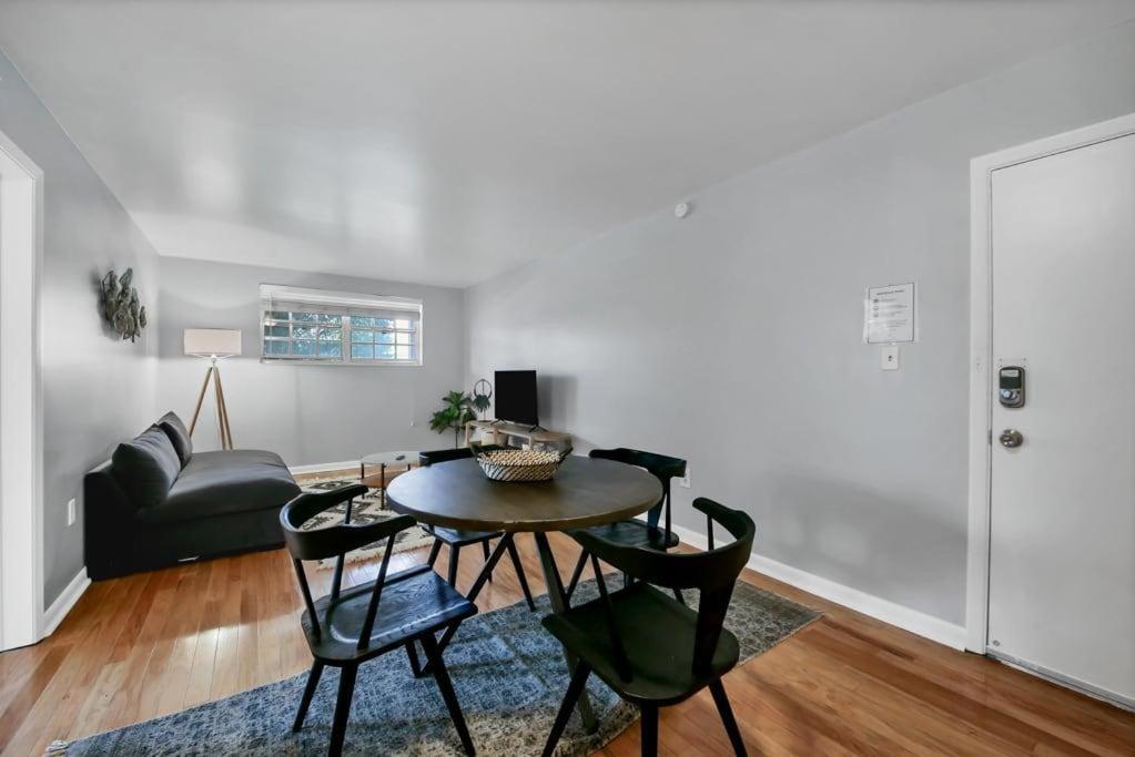 Decorative 1Br With Parking Close To Stores Tampa Exterior foto
